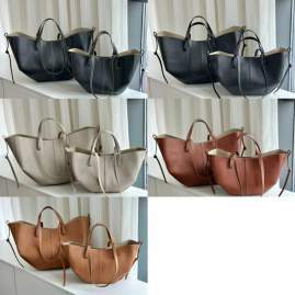Picture of Longchamp Handbags _SKUfw207746900fw